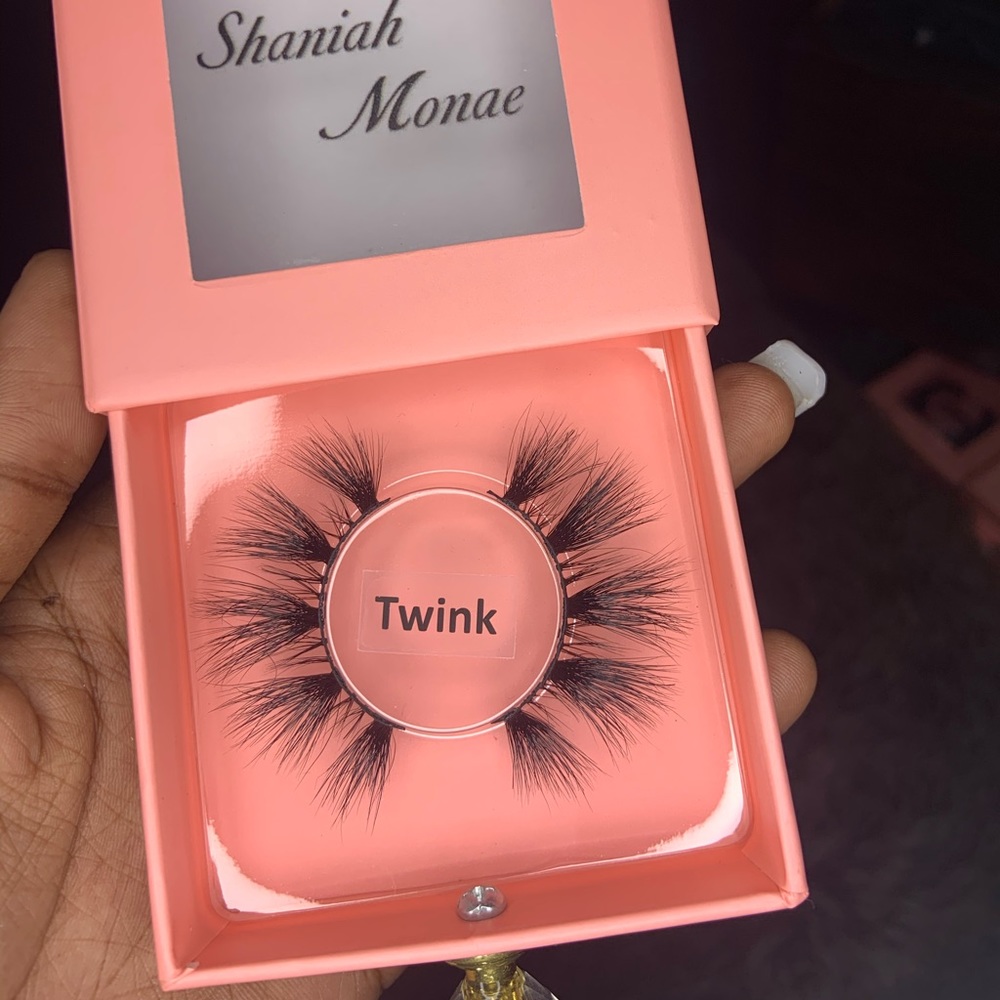lash extensions